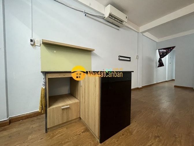 Hình ảnh Cho thuê Trang Chủ MB66.COM / Đăng Ký Tặng 66K 45m2 1PN có máy lạnh ở đường 45 P16 Q4