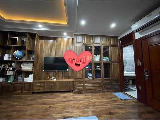 Hình ảnh Bán nhà mặt tiền 5 tầng cao cấp.