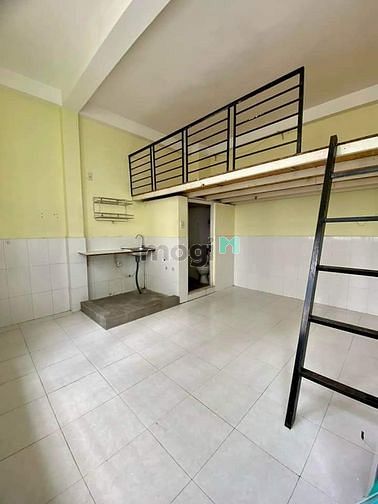 Hình ảnh Phòng trọ có gác lững cho thuê giờ tự do Quận Tân Phú