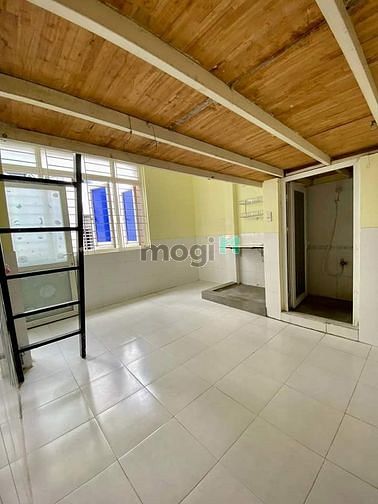 Hình ảnh Phòng trọ có gác lững cho thuê giờ tự do Quận Tân Phú