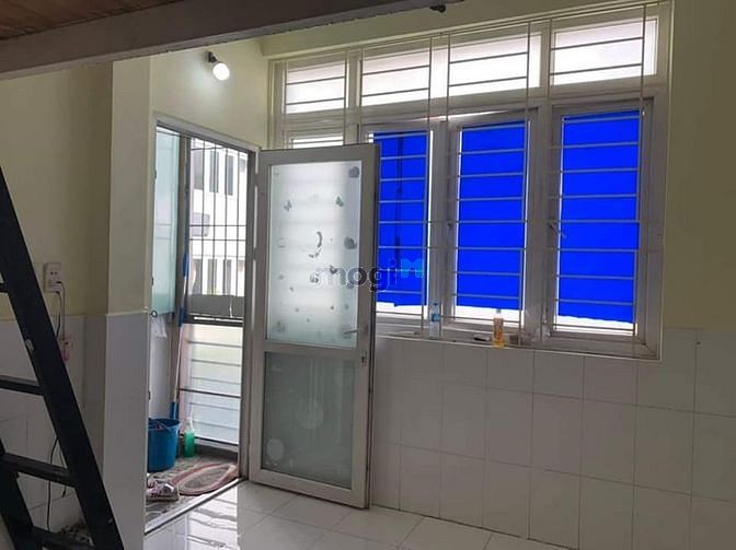 Hình ảnh Phòng trọ có gác lững cho thuê giờ tự do Quận Tân Phú