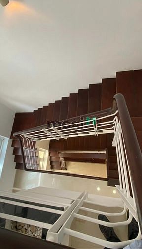 Hình ảnh Cho thuê biệt thự kdc sadeco ven sông tân phong quận 7
