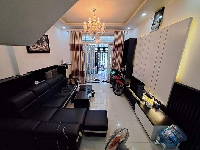 Hình ảnh Bán nhà Hoàng Bật Đạt, Phường 15, Tân Bình, 60m2 chỉ 4,5 tỷ.