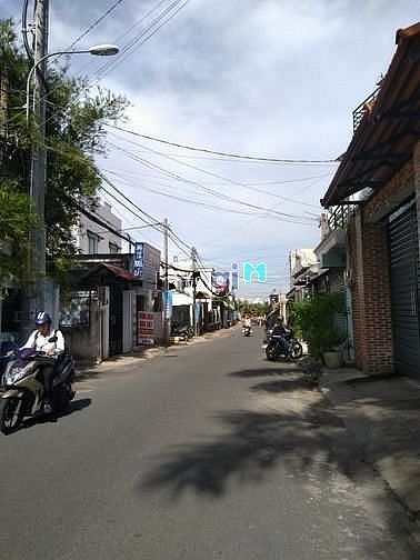 Hình ảnh Bán gấp miếng đất 250m đường Dương Quảng Hàm, DT 8,5 x 28m. Giá 16 tỷ
