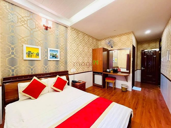 Hình ảnh Bán khách sạn mặt tiền, khu tên lửa, thu nhập 270 triệu/th, ngang