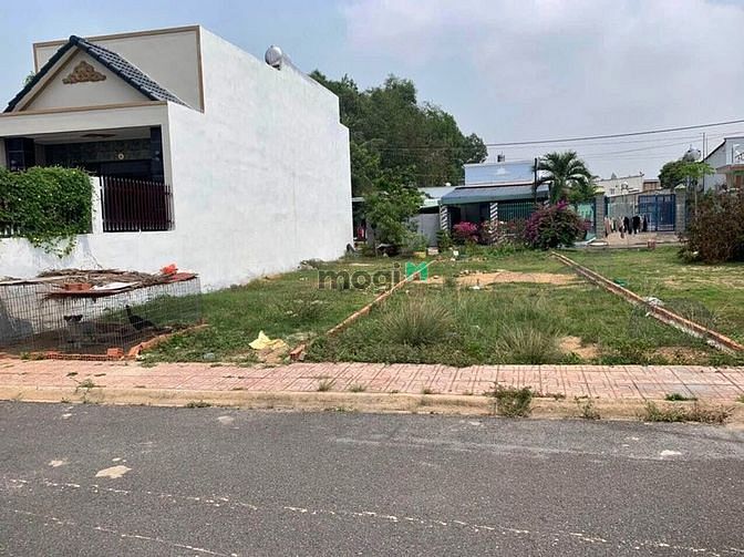 Hình ảnh Bán đất thổ 104m2 đường DT 826 đối diện Chợ Rạch Đào, Sổ hồng riêng