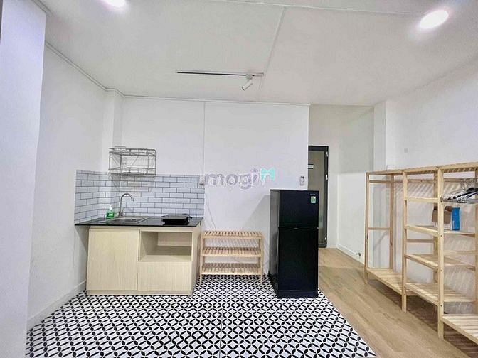 Hình ảnh Cho Thuê Căn Hộ Có NT Ở Đầu Nguyễn Thái Bình P4 Tân Bình
