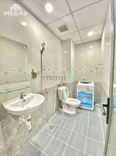 Hình ảnh Cho Thuê Căn Hộ Penthouse Ban Công Lớn Ngay THPT Phan Đăng Lưu