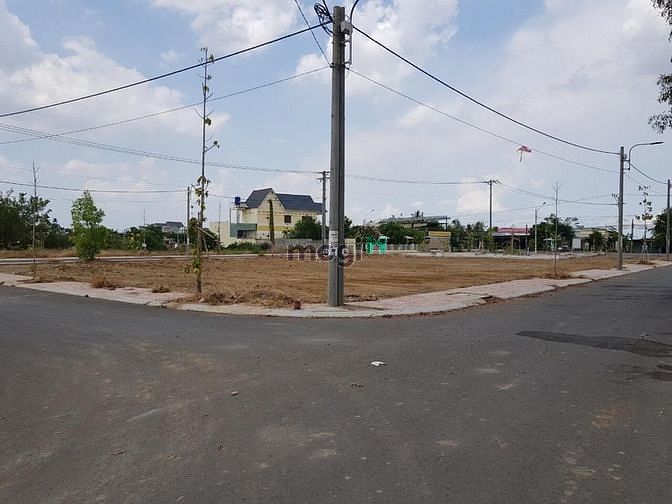 Hình ảnh đất nền mặt tiền đường 20m giá 850 triệu, sổ hồng riêng