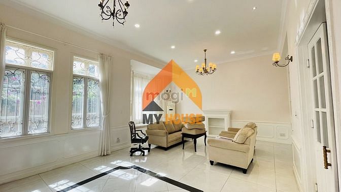 Hình ảnh Villa An Phú 400m2 hồ bơi 4500$ style cổ điển