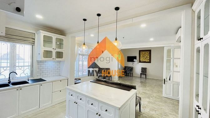Hình ảnh Villa An Phú 400m2 hồ bơi 4500$ style cổ điển