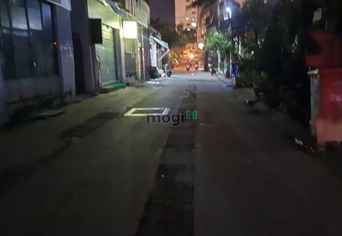 Hình ảnh NHÀ XƯỞNG 1000m2 Phan Văn HỚn, Đường Xe Công 20x50,