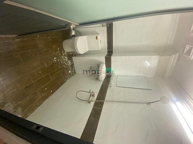 Hình ảnh Cho thuê phòng 15m2 lầu 1 Đề Thám Q1
