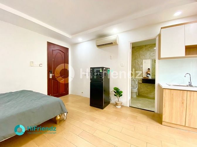 Hình ảnh Hifriendz hỗ trợ cọc - ban công Phú Mỹ Hưng - đang trống sẵn