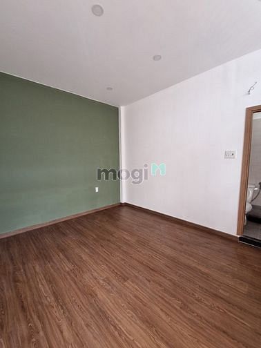 Hình ảnh 4.35 tỷ, nhà 2 lầu đúc, 2Pn, 3wc, 80m2 Sử dụng. Hẻm thoáng.