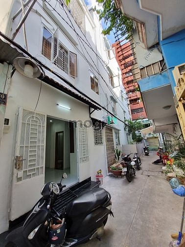 Hình ảnh 4.35 tỷ, nhà 2 lầu đúc, 2Pn, 3wc, 80m2 Sử dụng. Hẻm thoáng.