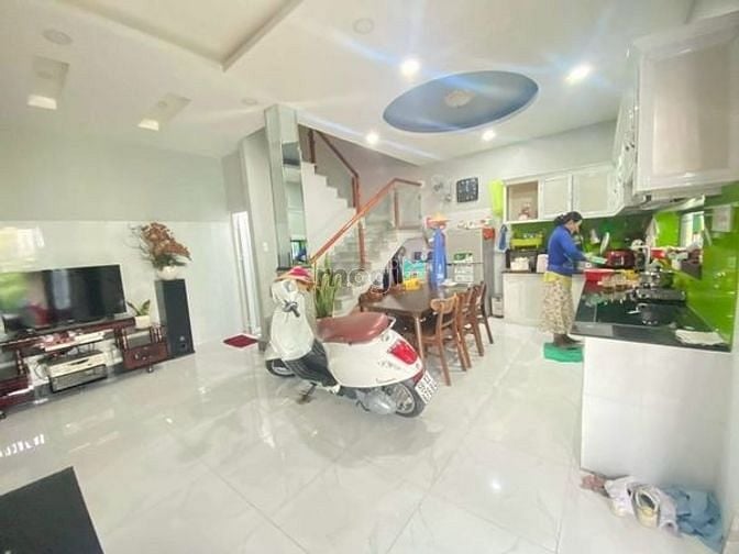 Hình ảnh Bán nhà đường 99, phước long A Quận 9, Tp Thủ Đức 3,5 tỷ