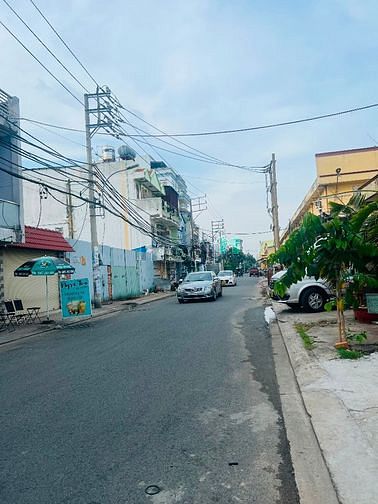 Hình ảnh 84m2- Giá 5,2 Tỷ- Hẻm 8M- Bình Tân-Hồ văn Long