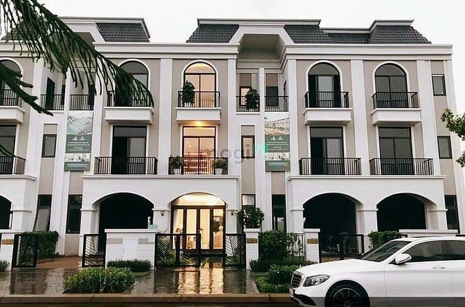 Hình ảnh Dãy nhà phố Trần Anh La Villa Long An