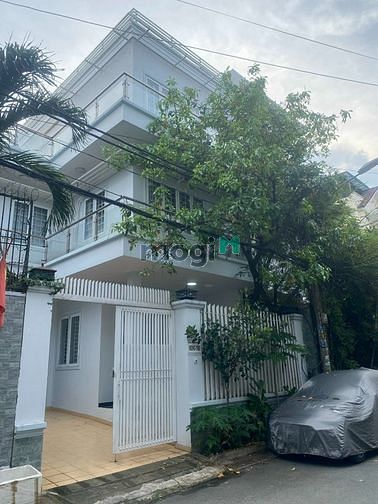 Hình ảnh Villa Trần Não 8x16m style hiện đại 35tr