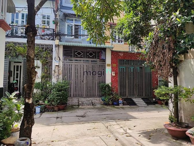 Hình ảnh Bán Nhà Tỉnh lộ 10 Bình Tân, Hẻm Xe Hơi 2 Tầng