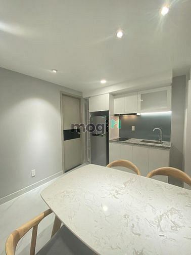 Hình ảnh Trống phòng nội thất cao cấp gần trường Hutech
