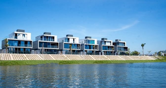 Hình ảnh 𝐑𝐄𝐆𝐀𝐋 𝐎𝐍𝐄 𝐑𝐈𝐕𝐄𝐑 - VILLA đáng sống nhất miền trung.