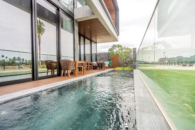 Hình ảnh 𝐑𝐄𝐆𝐀𝐋 𝐎𝐍𝐄 𝐑𝐈𝐕𝐄𝐑 - VILLA đáng sống nhất miền trung.