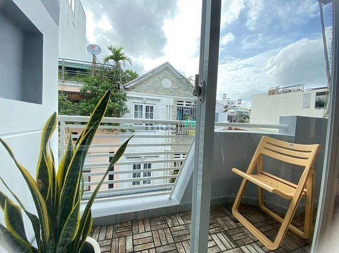 Hình ảnh Trống PHòng ban công siêu đẹp Lê Văn Sỹ