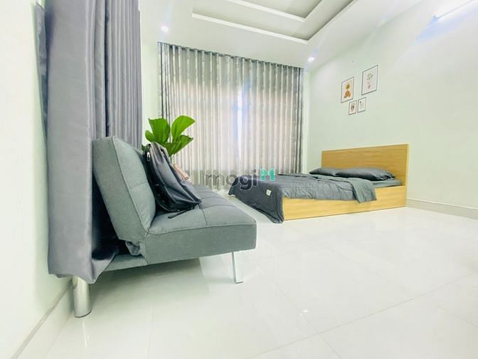 Hình ảnh Trống PHòng ban công siêu đẹp Lê Văn Sỹ