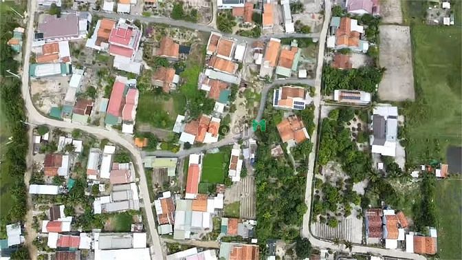Hình ảnh Bán đất dốc lết, phường ninh diêm nam vân phong 10trm2 - đất cường