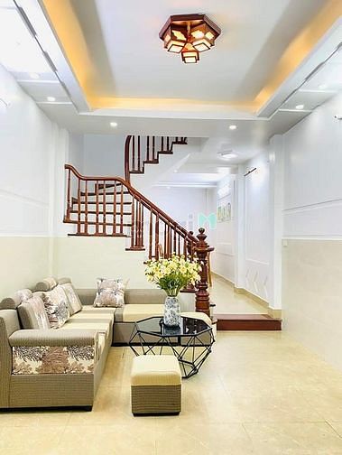 Hình ảnh cho thuê nhà mặt phố Nguyễn Văn Tuyết- Đống Đa