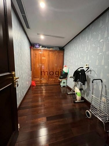 Hình ảnh Bán Trang Chủ MB66.COM / Đăng Ký Tặng 66K HC Golden City Bồ Đề-Long Biên-82m-full đồ-3,9 tỷ