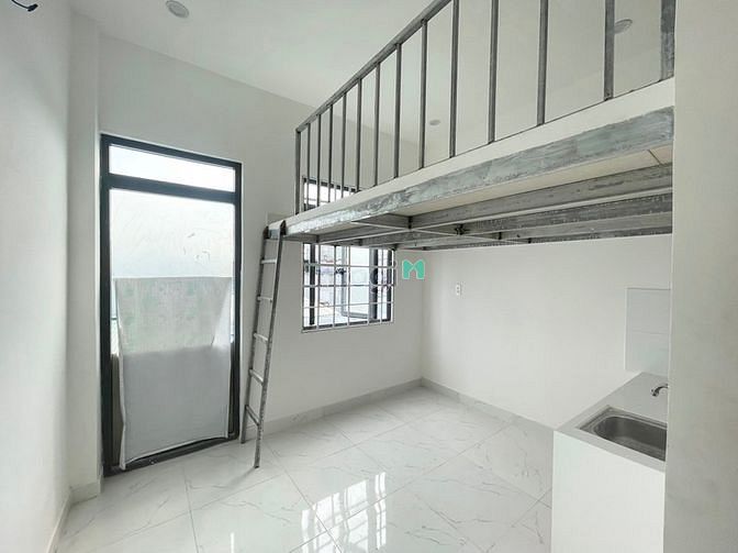 Hình ảnh Duplex mới xây, an ninh, giờ giấc tự do