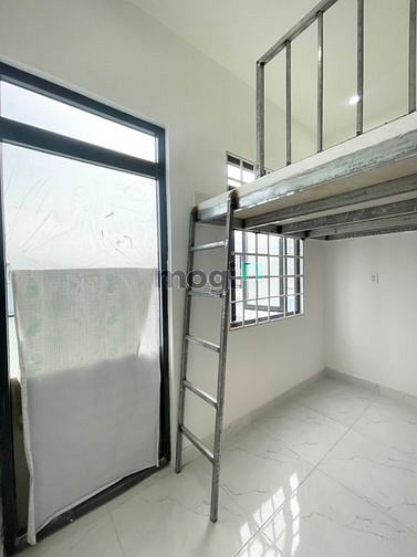 Hình ảnh Duplex mới xây, an ninh, giờ giấc tự do