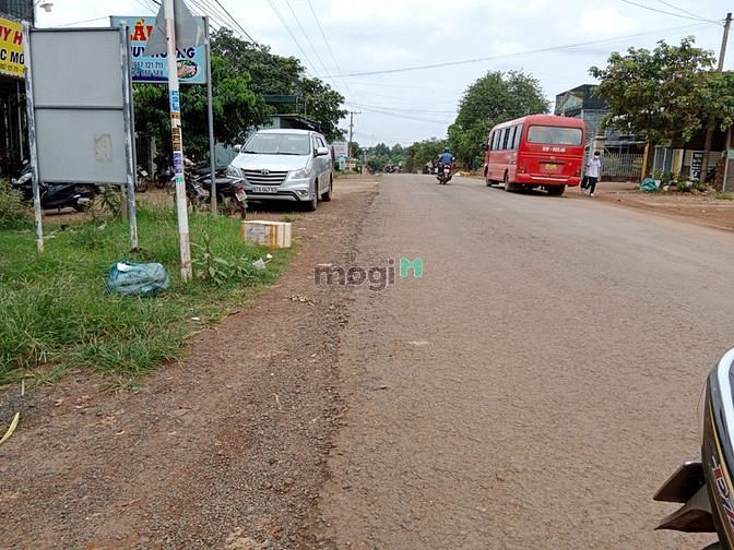 Hình ảnh Bán đất gần trung tâm lộc Ninh