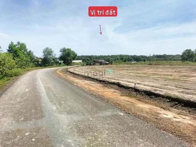 Hình ảnh Bán đất gần trung tâm lộc Ninh