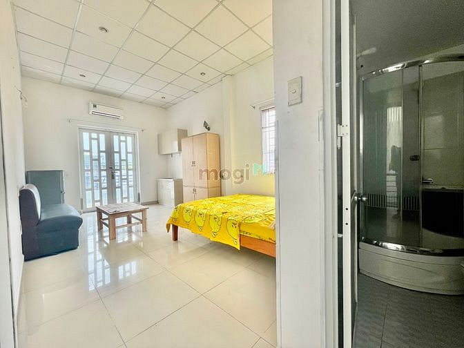 Hình ảnh CHDV ban công + full nội thất, an ninh. Giờ giấc tự do