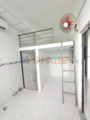 Hình ảnh Cho thuê Phòng có gác, có máy lạnh, 25m2, gần chợ, đường số 8, BHH A