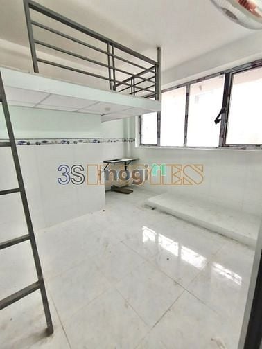 Hình ảnh Cho thuê Phòng có gác, có máy lạnh, 25m2, gần chợ, đường số 8, BHH A