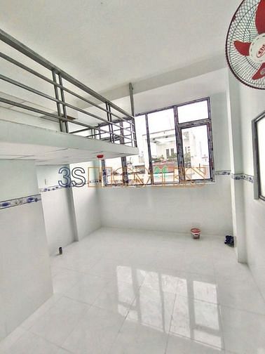 Hình ảnh Cho thuê Phòng có gác, có máy lạnh, 25m2, gần chợ, đường số 8, BHH A