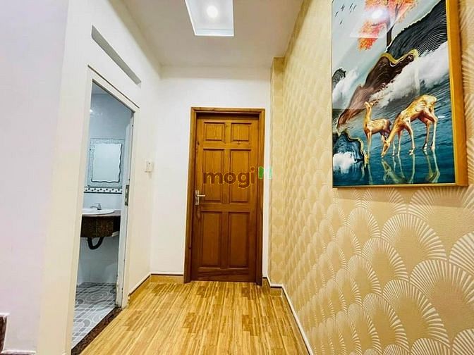 Hình ảnh Cho thuê căn nhà mặt tiền mới, đẹp đường Hà Huy Giáp, Quận 12