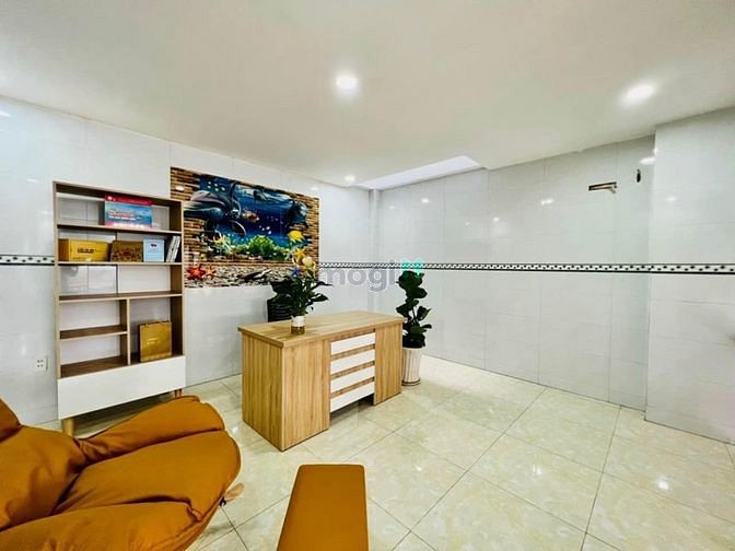 Hình ảnh Cho thuê căn nhà mặt tiền mới, đẹp đường Hà Huy Giáp, Quận 12
