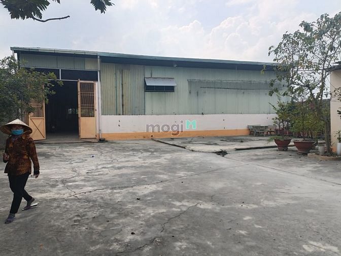 Hình ảnh Cho thuê xưởng dt 950m2 giá 60tr Đỗ Văn Dậy Đường container