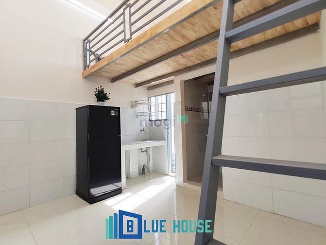 Hình ảnh Phòng gác cao giờ tự do có máy giặt chung
