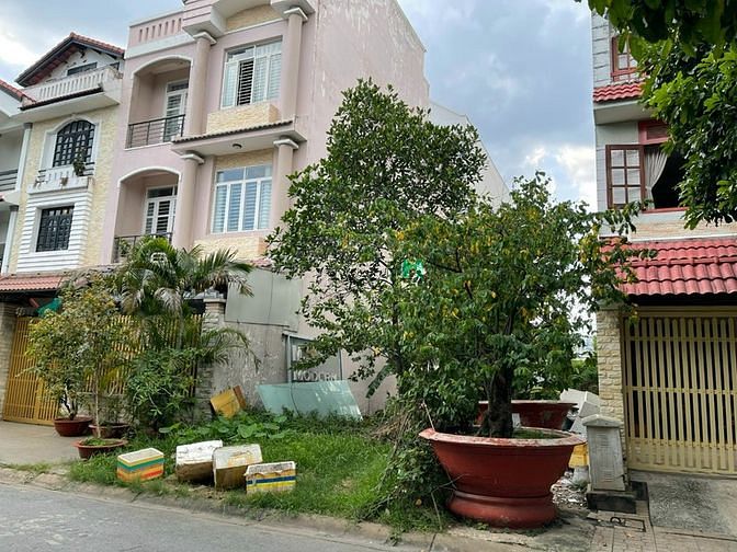 Hình ảnh Bán Lô Đất Khu Biệt Thự 280A . Đường Lương Định Của.Q2.TP Thủ Đức