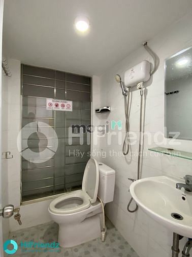 Hình ảnh Gác cửa sổ đi bộ sang UFM cạnh tdtu Rmit Lotte hỗ trợ cọc