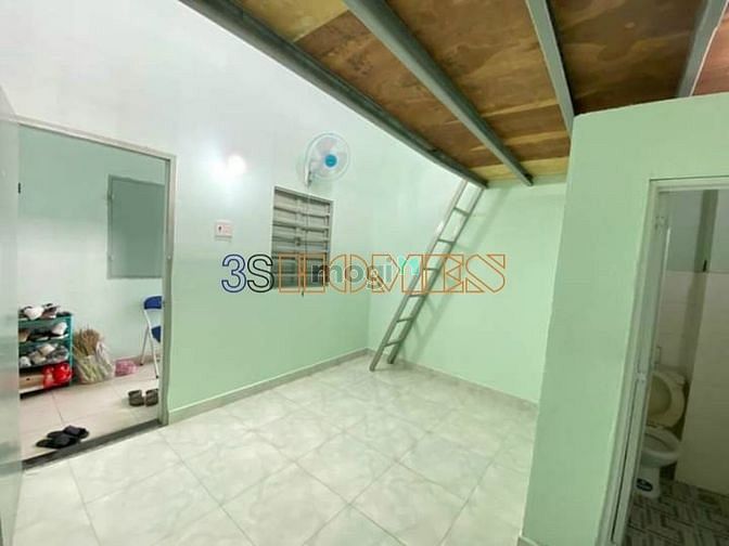 Hình ảnh Phòng Phạm Văn Bạch- Tân Sơn ở được 4 người