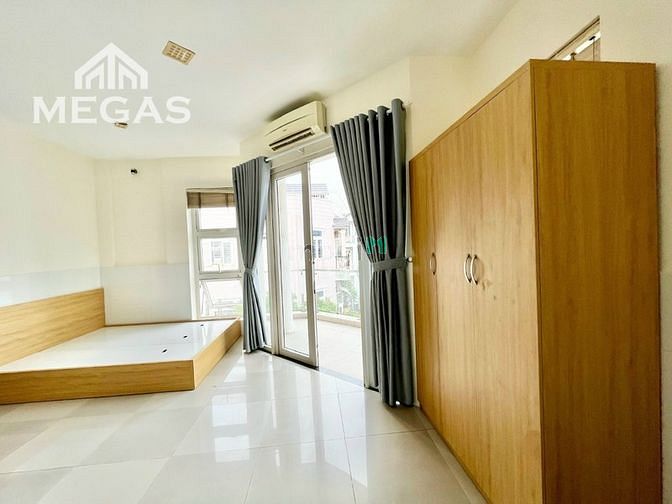 Hình ảnh Căn Hộ Bancol riêng Full Nội Thất ngay TÂN SƠN NHÌ - LÊ TRỌNG TẤN