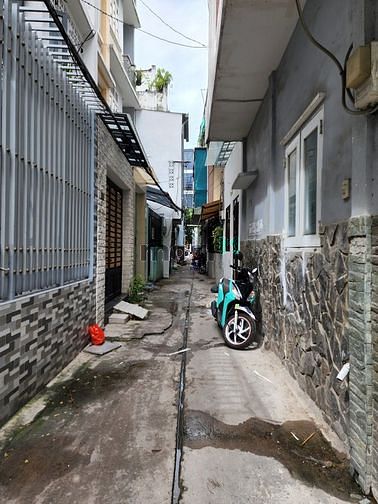 Hình ảnh Cho thuê nhà nguyên căn 90m2 cmt8 q3